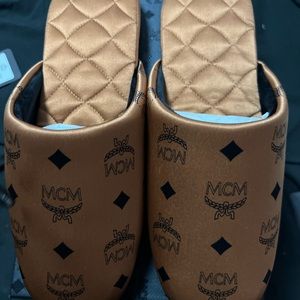 Brand New in Box Men MCM Visetos Room Slippers color Cognac.
